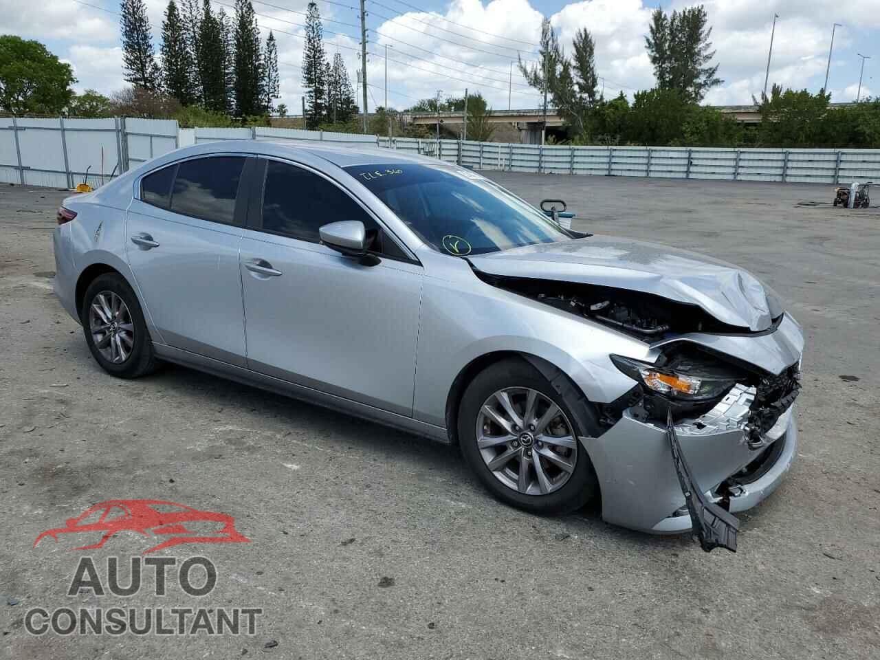 MAZDA 3 2021 - 3MZBPAA77MM201867