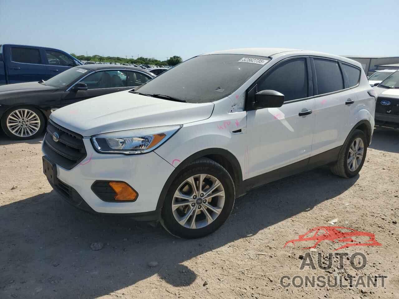 FORD ESCAPE 2017 - 1FMCU0F75HUA22579