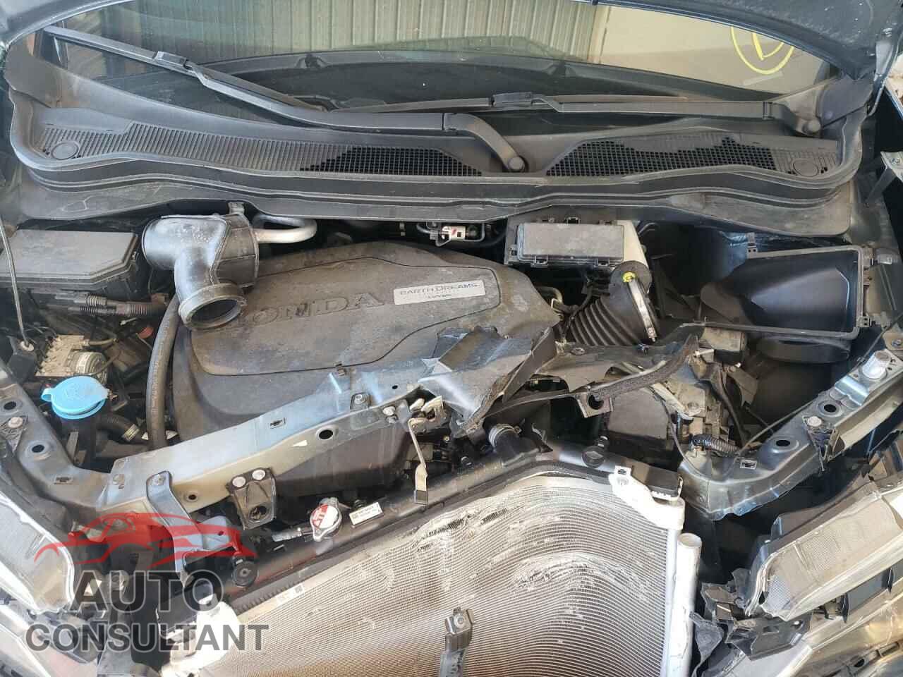 HONDA PILOT 2018 - 5FNYF5H11JB033071