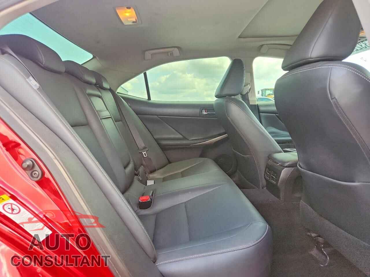LEXUS IS 2016 - JTHBA1D29G5019469