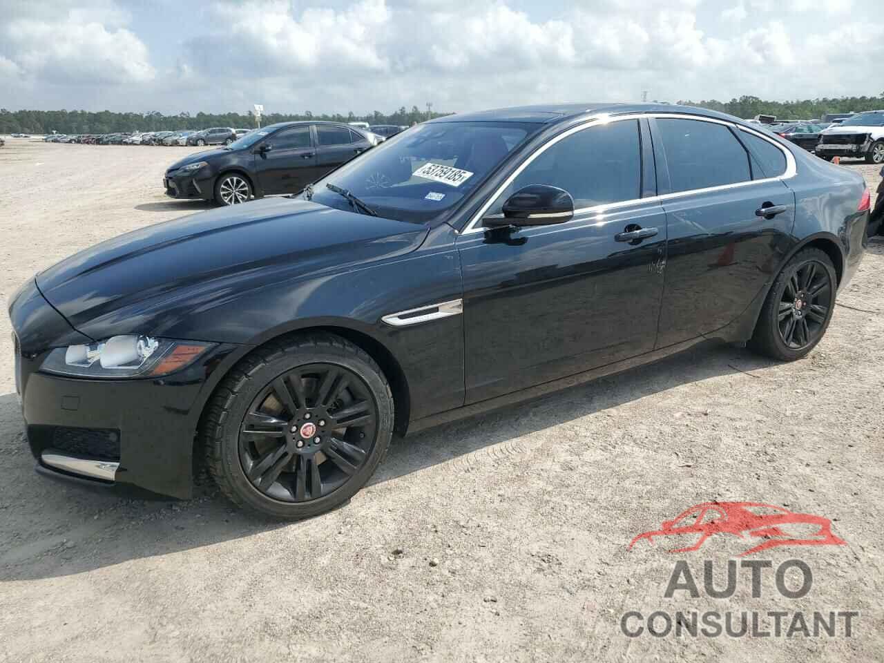 JAGUAR XF 2017 - SAJBJ4BV9HCY37427