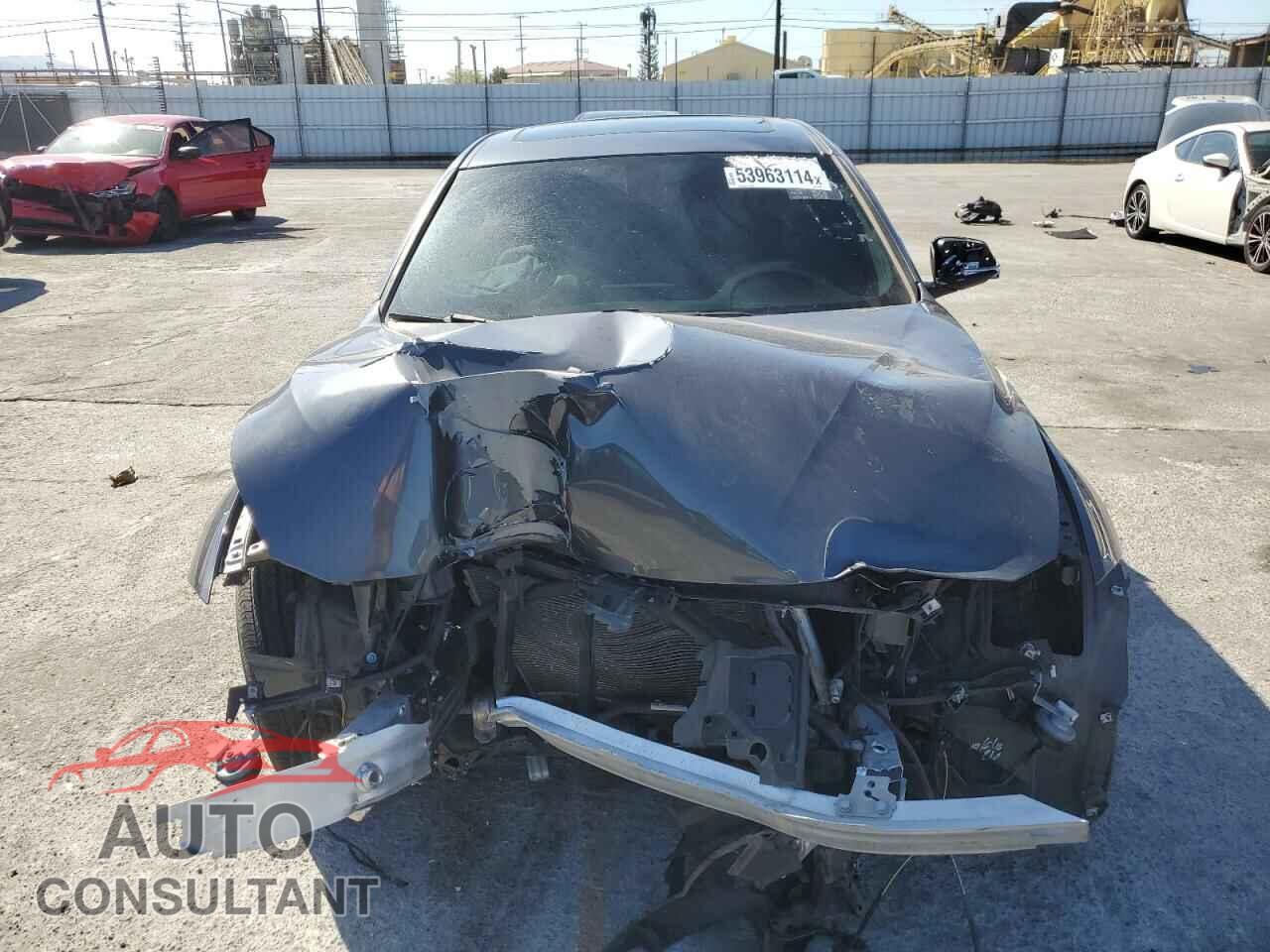 BMW 3 SERIES 2016 - WBA8E1G53GNU11785