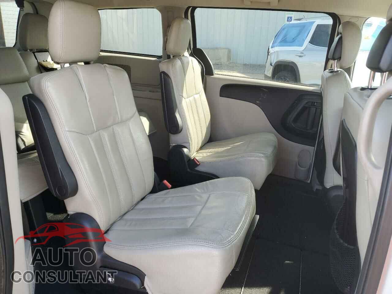 DODGE CARAVAN 2011 - 2D4RN3DGXBR720631