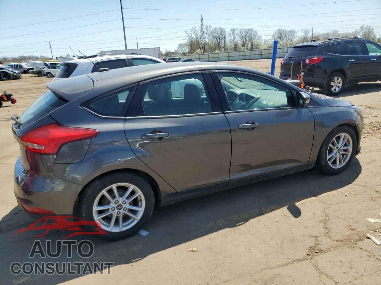 FORD FOCUS 2016 - 1FADP3K28GL389093