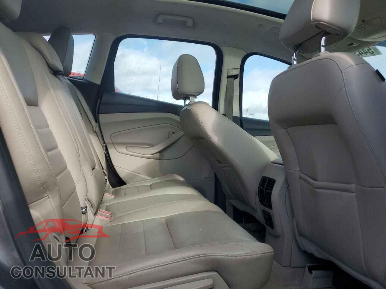 FORD CMAX 2013 - 1FADP5CU8DL537654