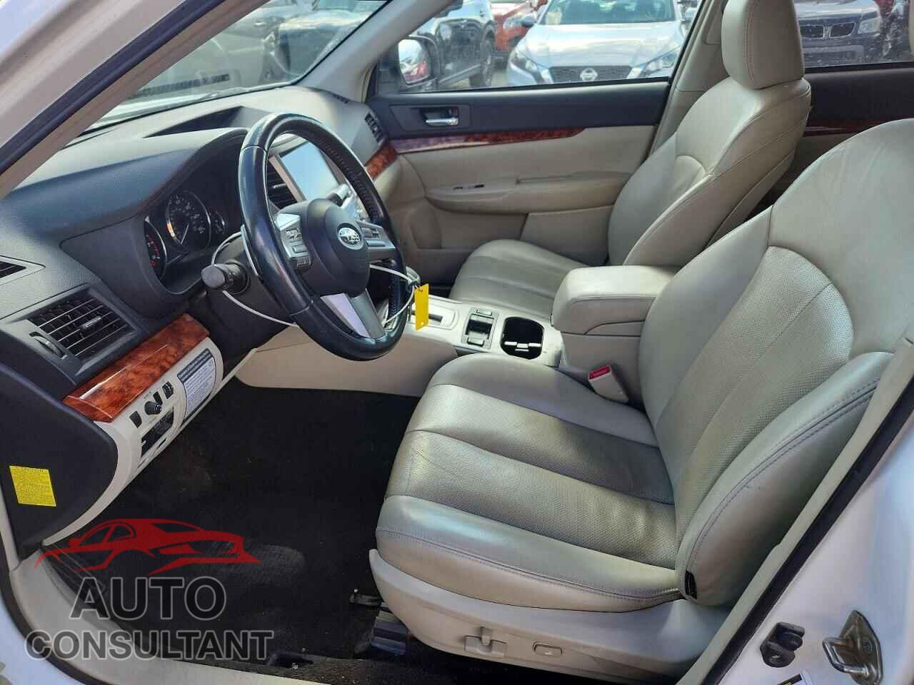 SUBARU OUTBACK 2011 - 4S4BRELC6B2409060