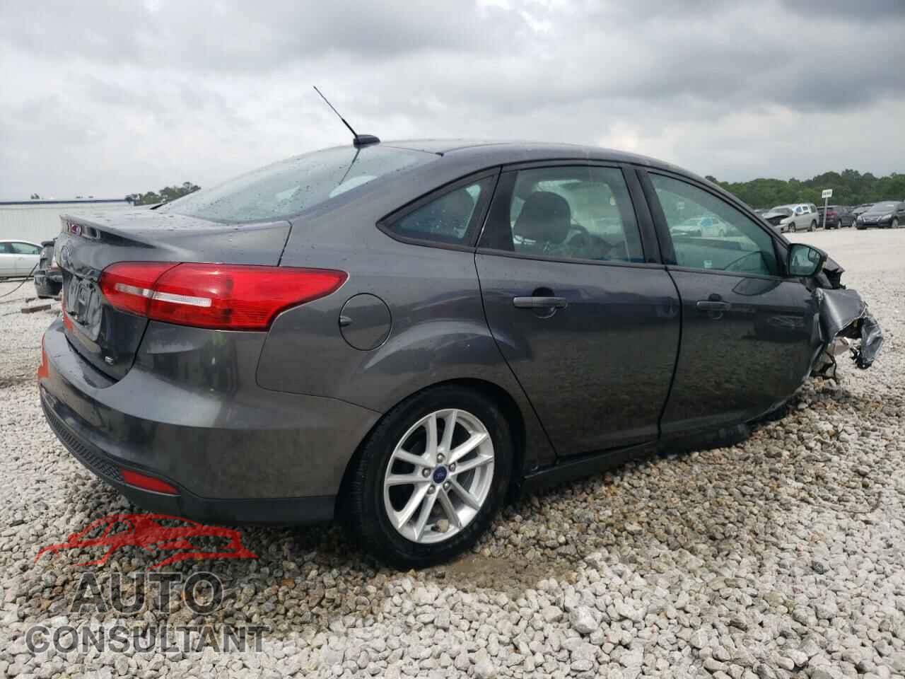 FORD FOCUS 2017 - 1FADP3F22HL221154