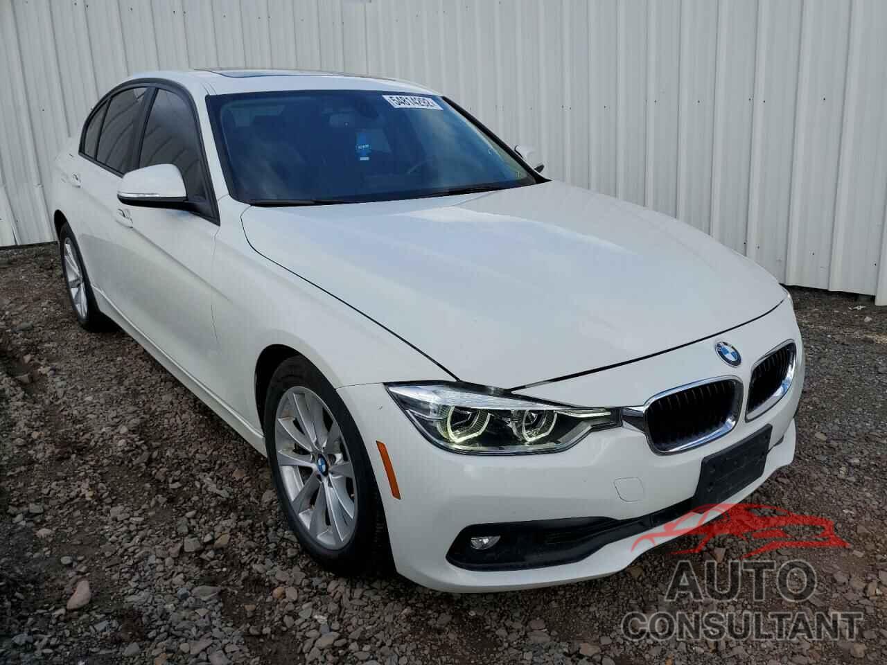 BMW 3 SERIES 2018 - WBA8E5G58JNV01688