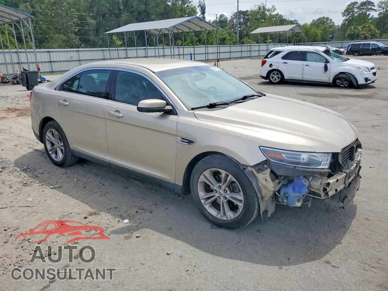 FORD TAURUS 2018 - 1FAHP2E85JG116673