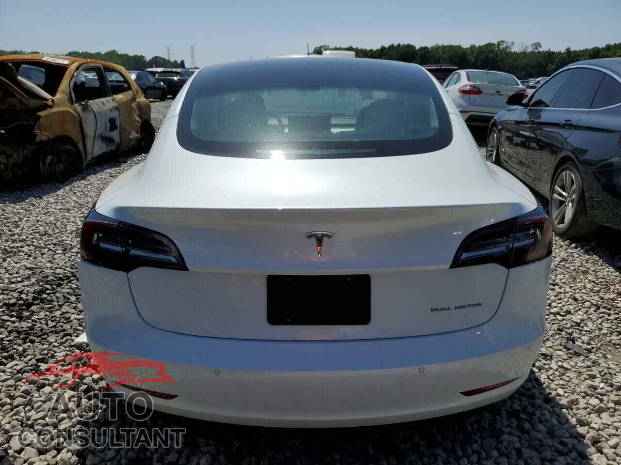 TESLA MODEL 3 2019 - 5YJ3E1EB4KF407015