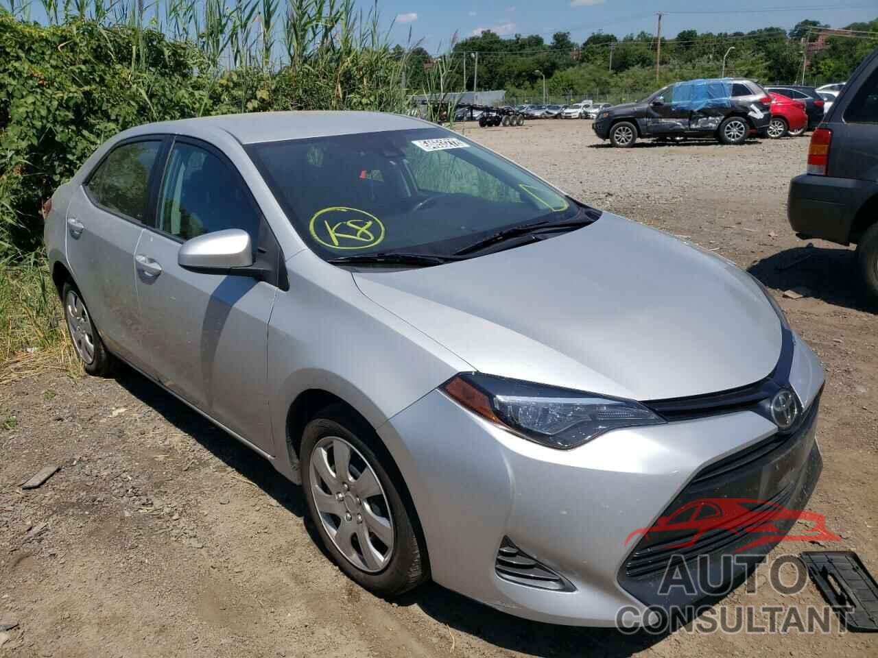 TOYOTA COROLLA 2018 - 5YFBURHE0JP841292