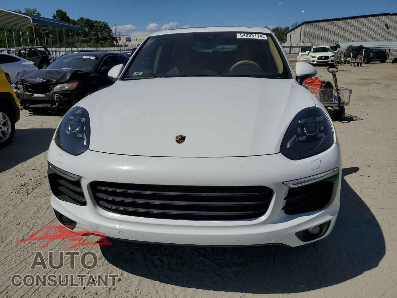 PORSCHE CAYENNE 2017 - WP1AE2A29HLA72891