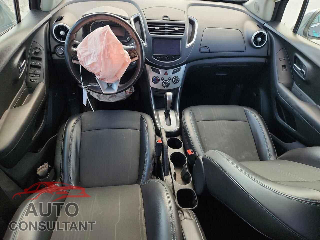 CHEVROLET TRAX 2015 - KL7CJLSB6FB197146