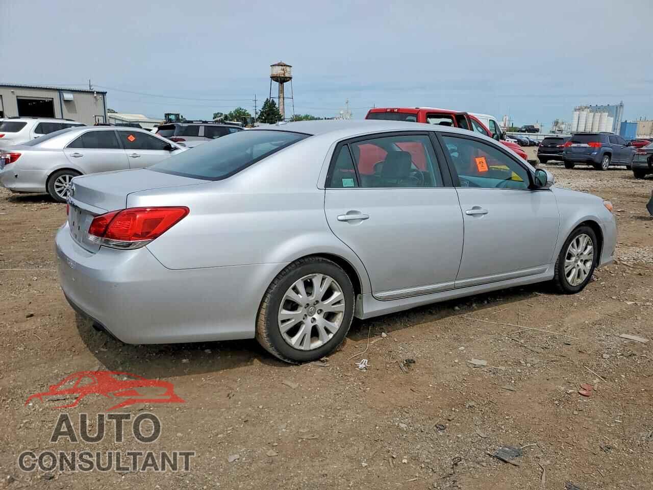 TOYOTA AVALON 2012 - 4T1BK3DB0CU448750