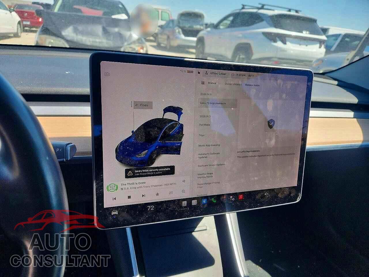 TESLA MODEL 3 2019 - 5YJ3E1EB2KF387718