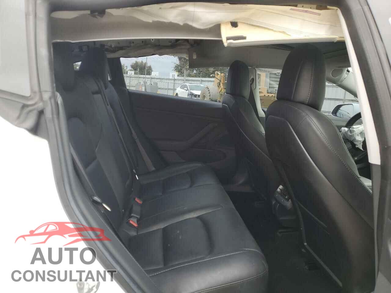 TESLA MODEL 3 2018 - 5YJ3E1EB4JF084356