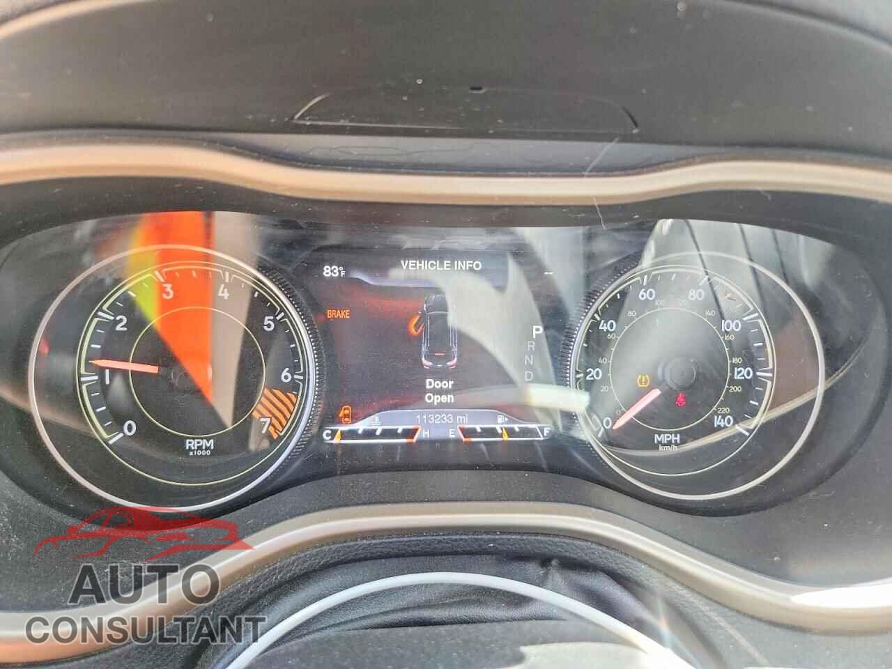 JEEP CHEROKEE 2014 - 1C4PJMDB4EW211155