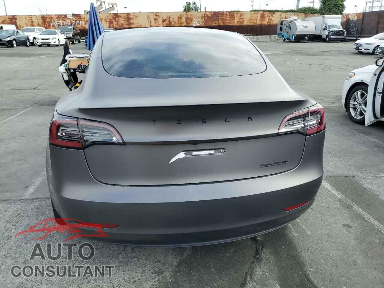 TESLA MODEL 3 2021 - 5YJ3E1EB3MF003786