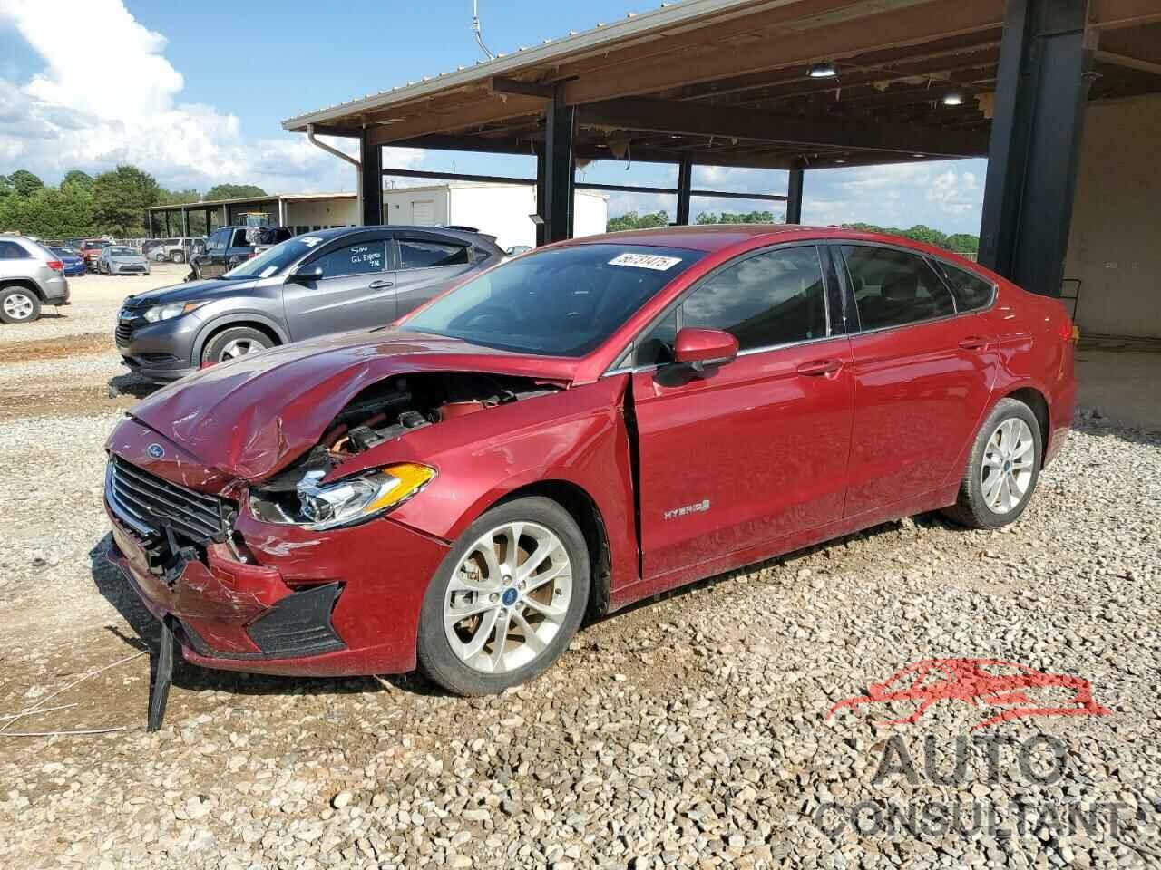 FORD FUSION 2019 - 3FA6P0LU2KR100498