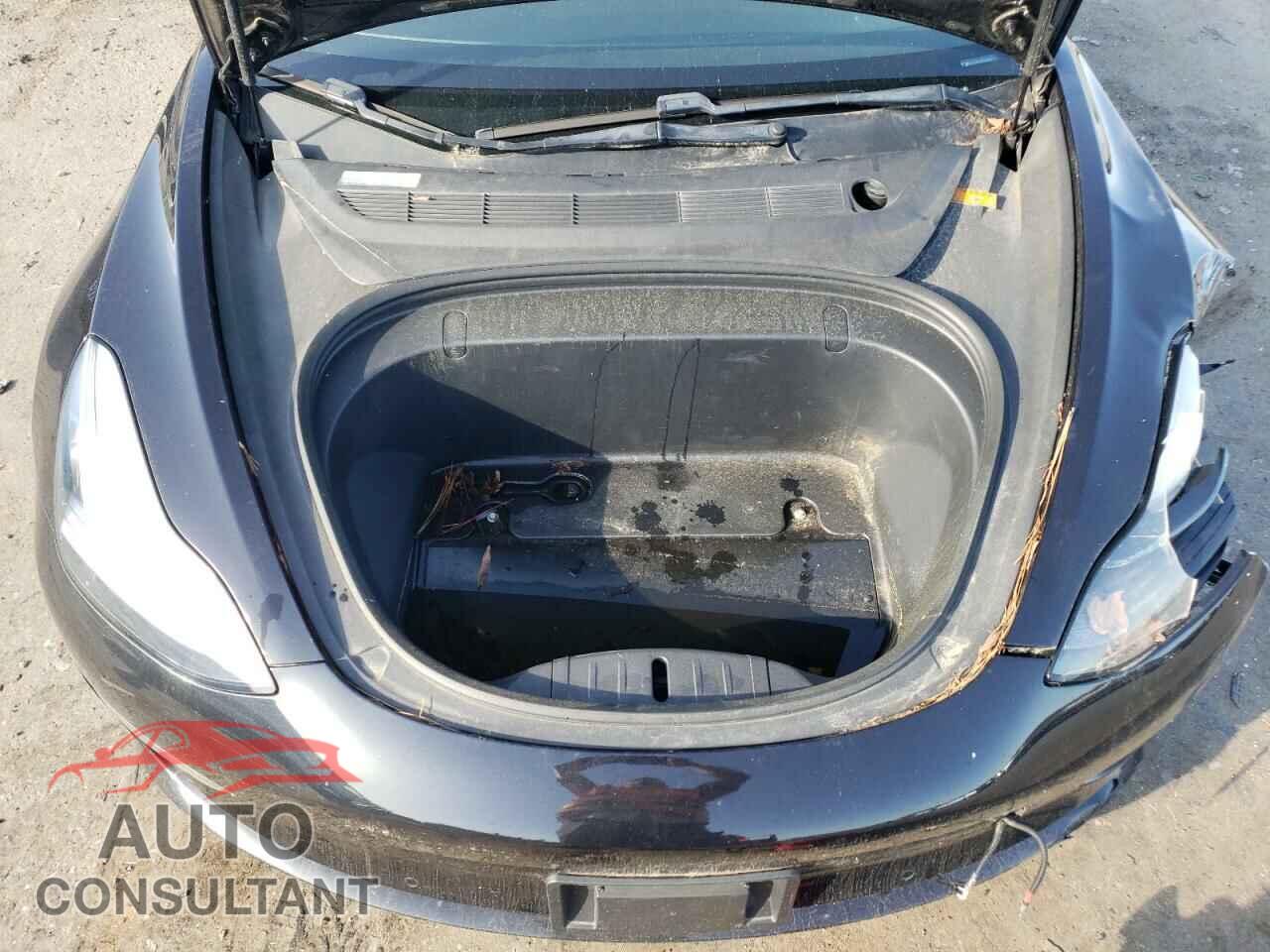 TESLA MODEL 3 2018 - 5YJ3E1EA1JF070258