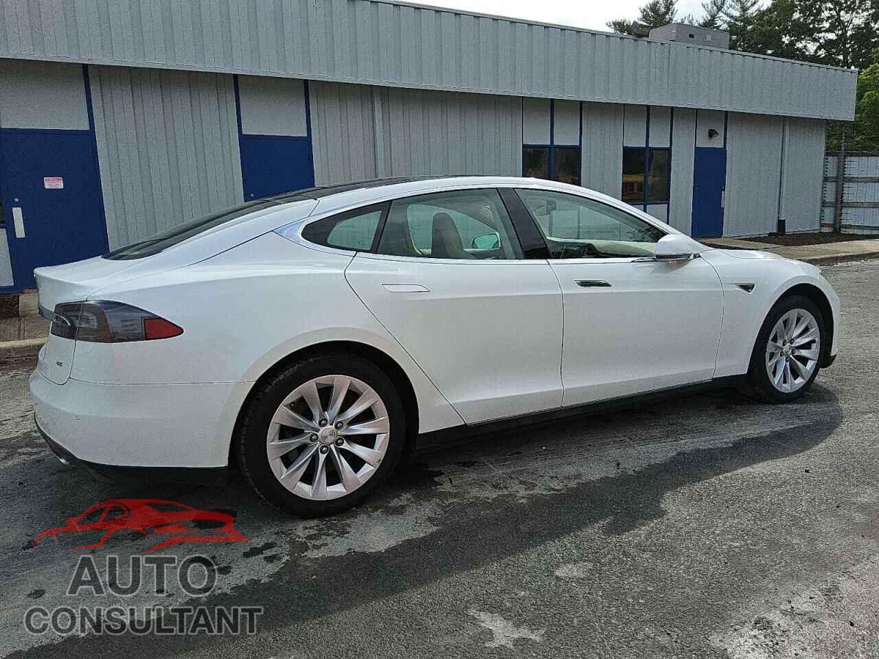 TESLA MODEL S 2013 - 5YJSA1CN1DFP27626