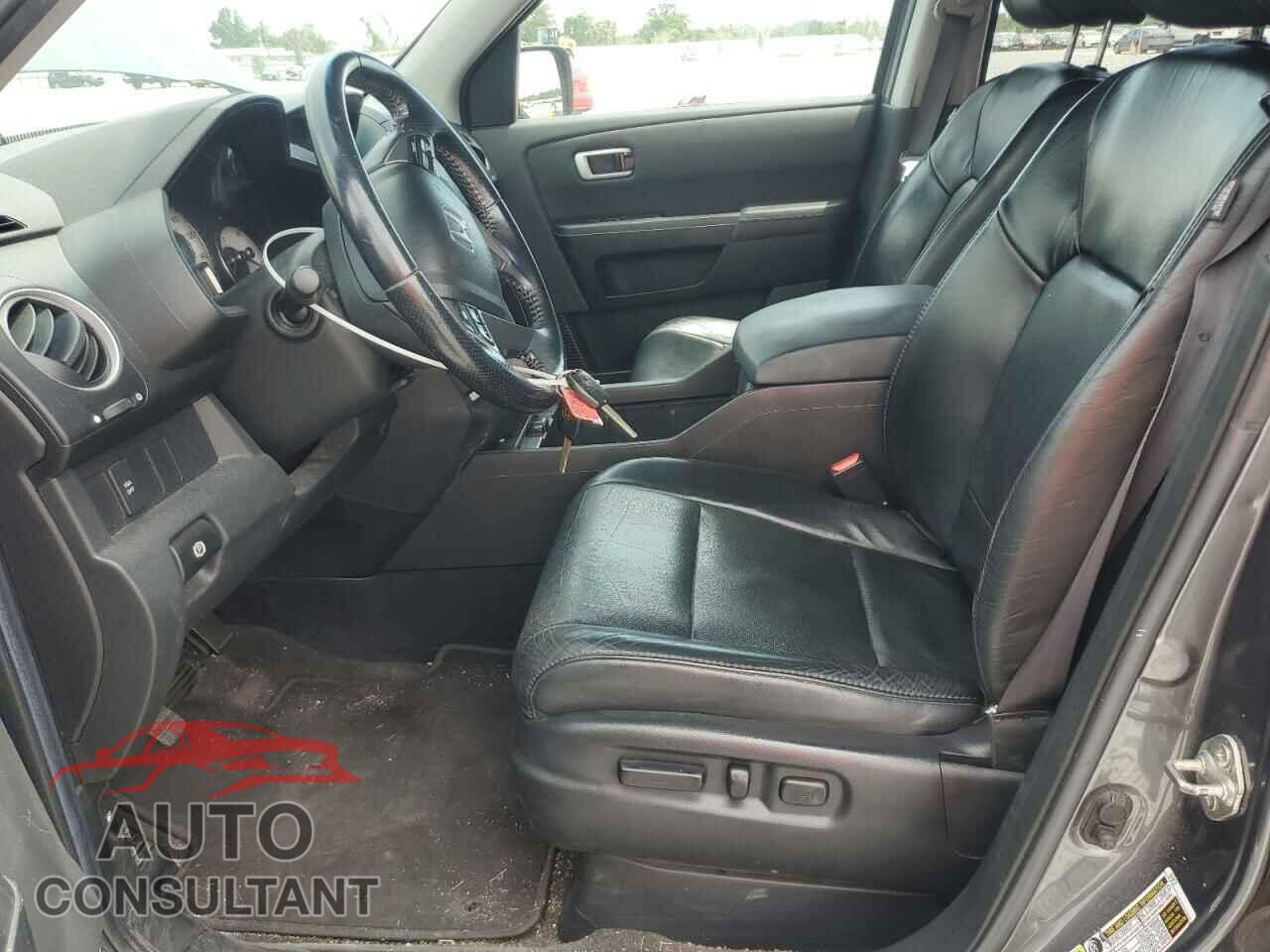HONDA PILOT 2011 - 5FNYF4H67BB101719