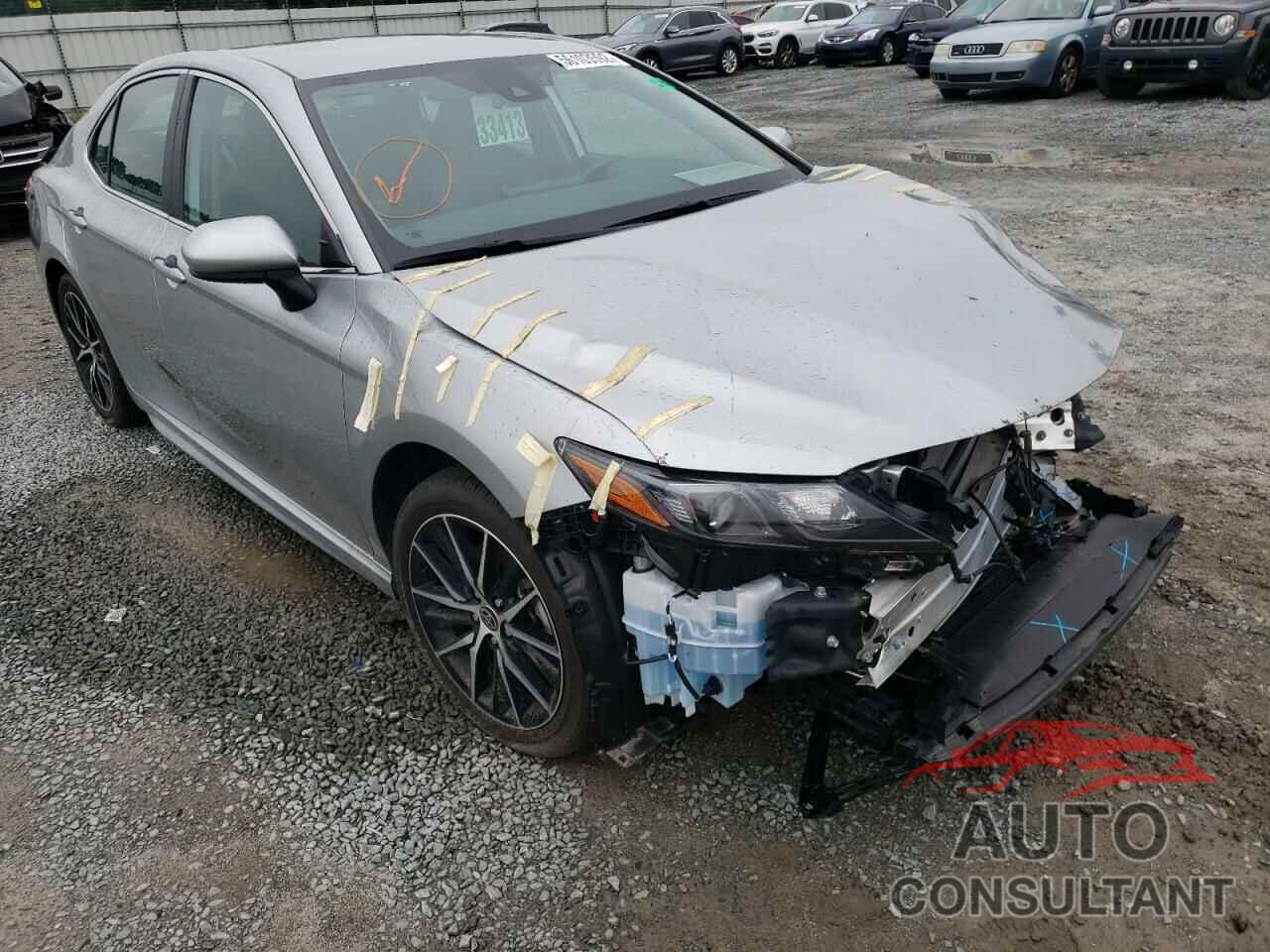 TOYOTA CAMRY 2021 - 4T1G11AK0MU596349