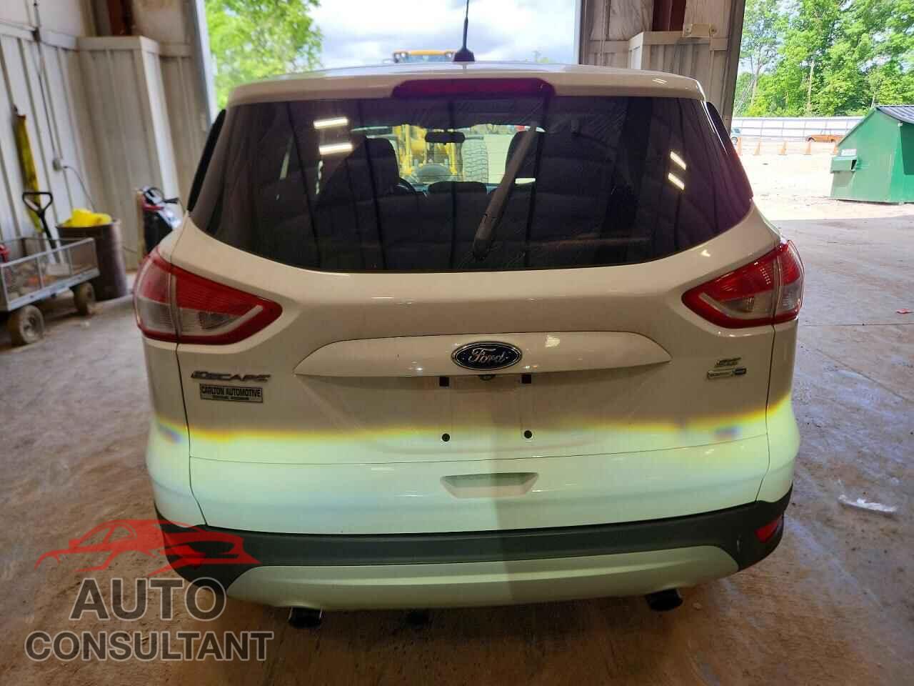 FORD ESCAPE 2015 - 1FMCU9GX3FUB50254