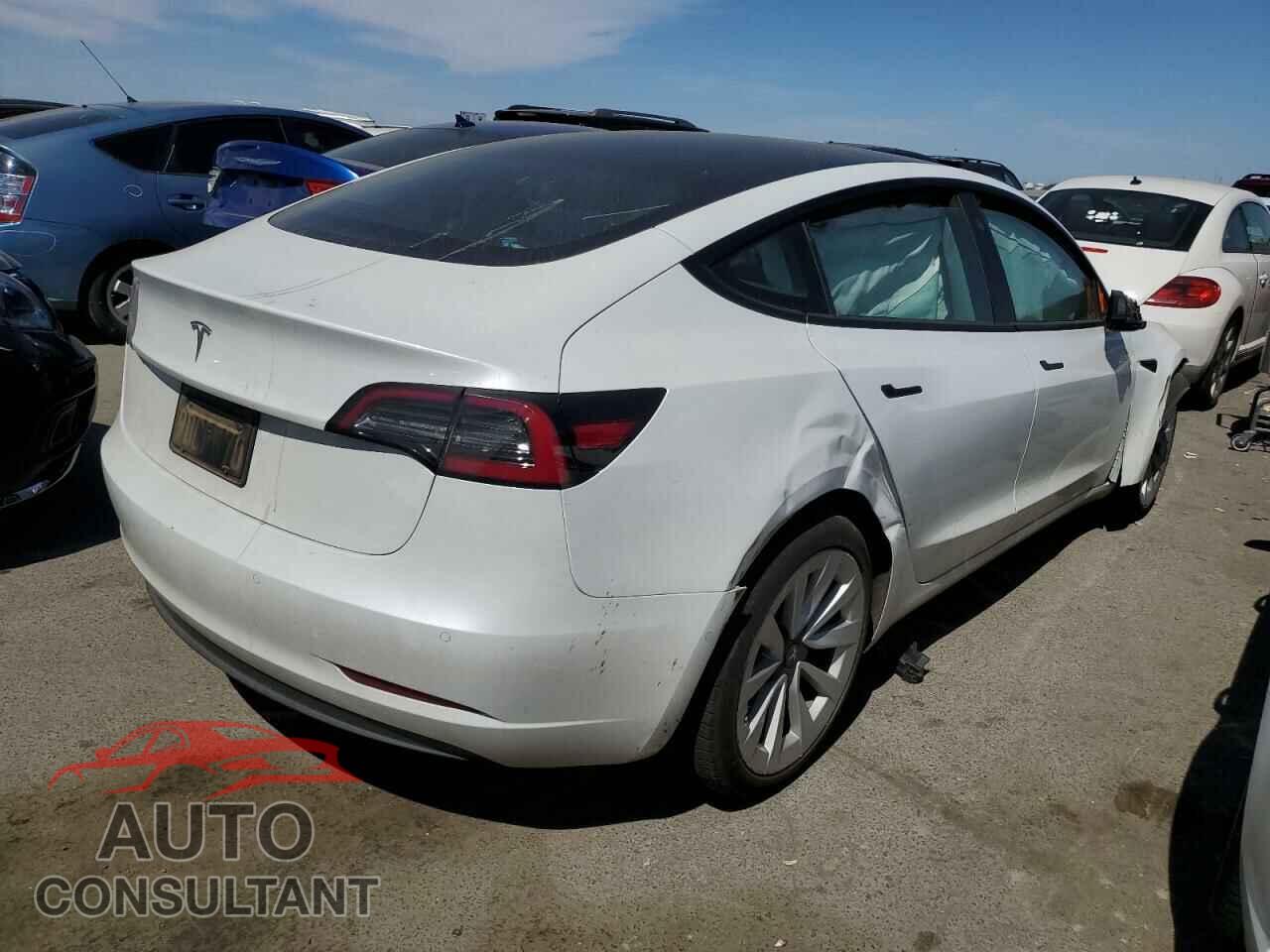 TESLA MODEL 3 2022 - 5YJ3E1EA5NF374845