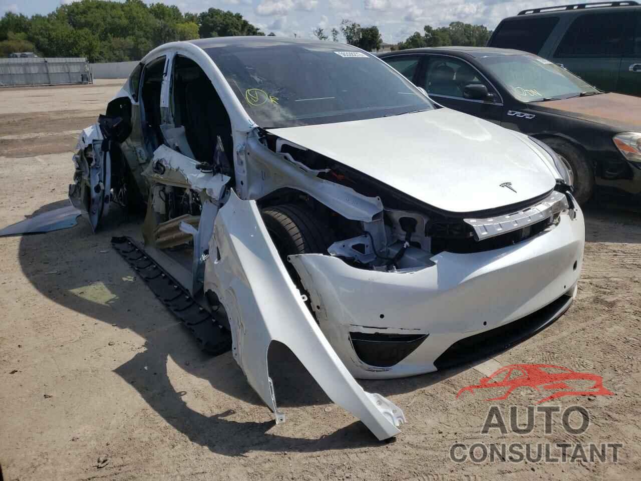 TESLA MODEL Y 2020 - 5YJYGDEF5LF034394