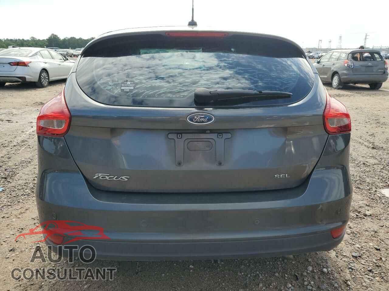FORD FOCUS 2018 - 1FADP3M21JL302333
