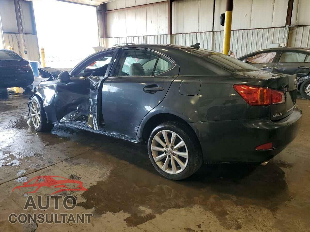 LEXUS IS 2010 - JTHCF5C2XA5040854