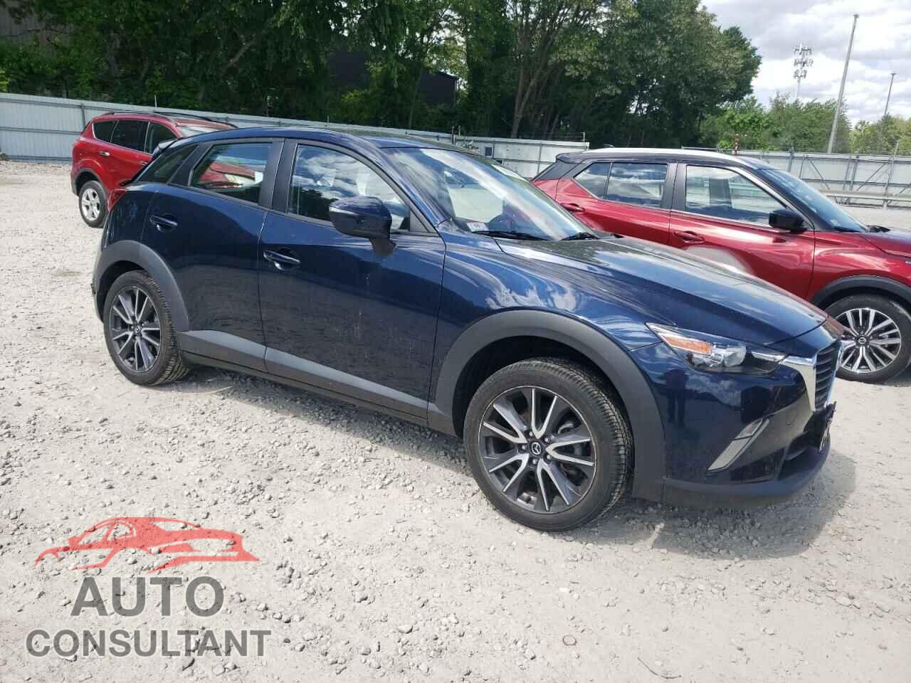 MAZDA CX-3 2018 - JM1DKFC74J0318583