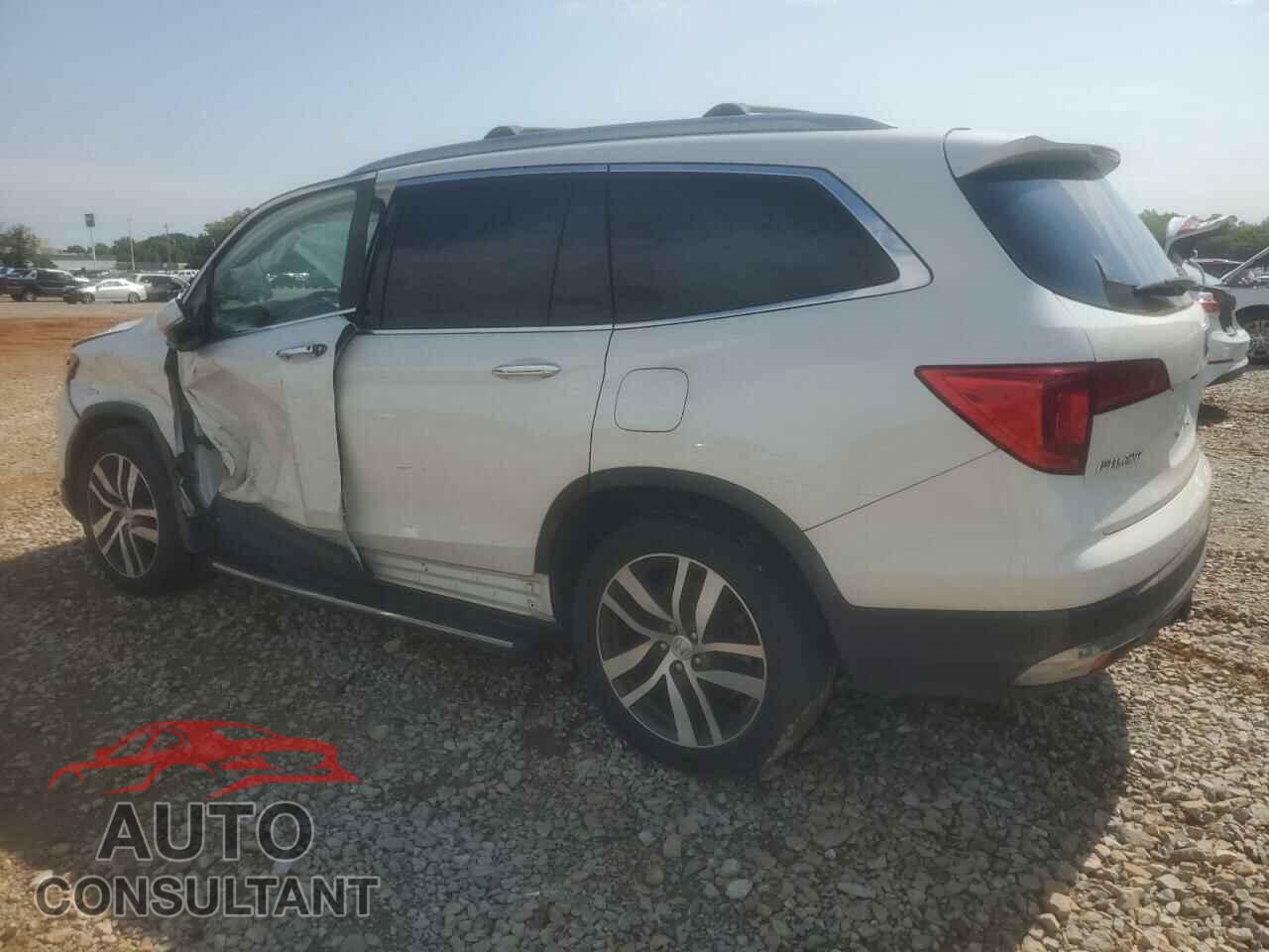 HONDA PILOT 2018 - 5FNYF6H97JB048833