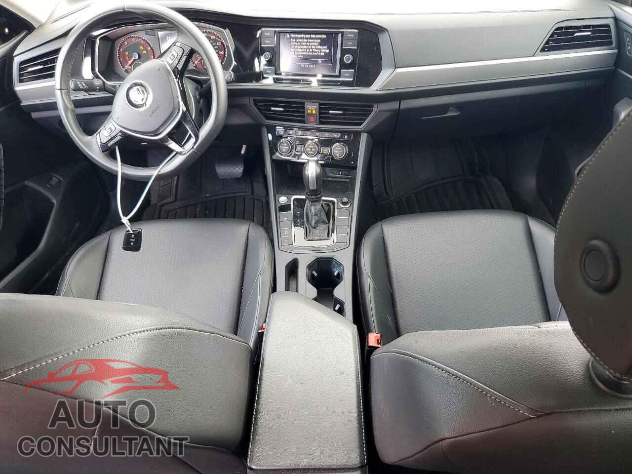VOLKSWAGEN JETTA 2020 - 3VWCB7BU7LM014105