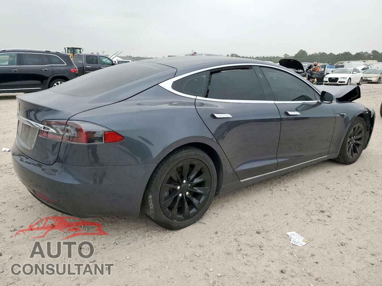 TESLA MODEL S 2017 - 5YJSA1E15HF185995