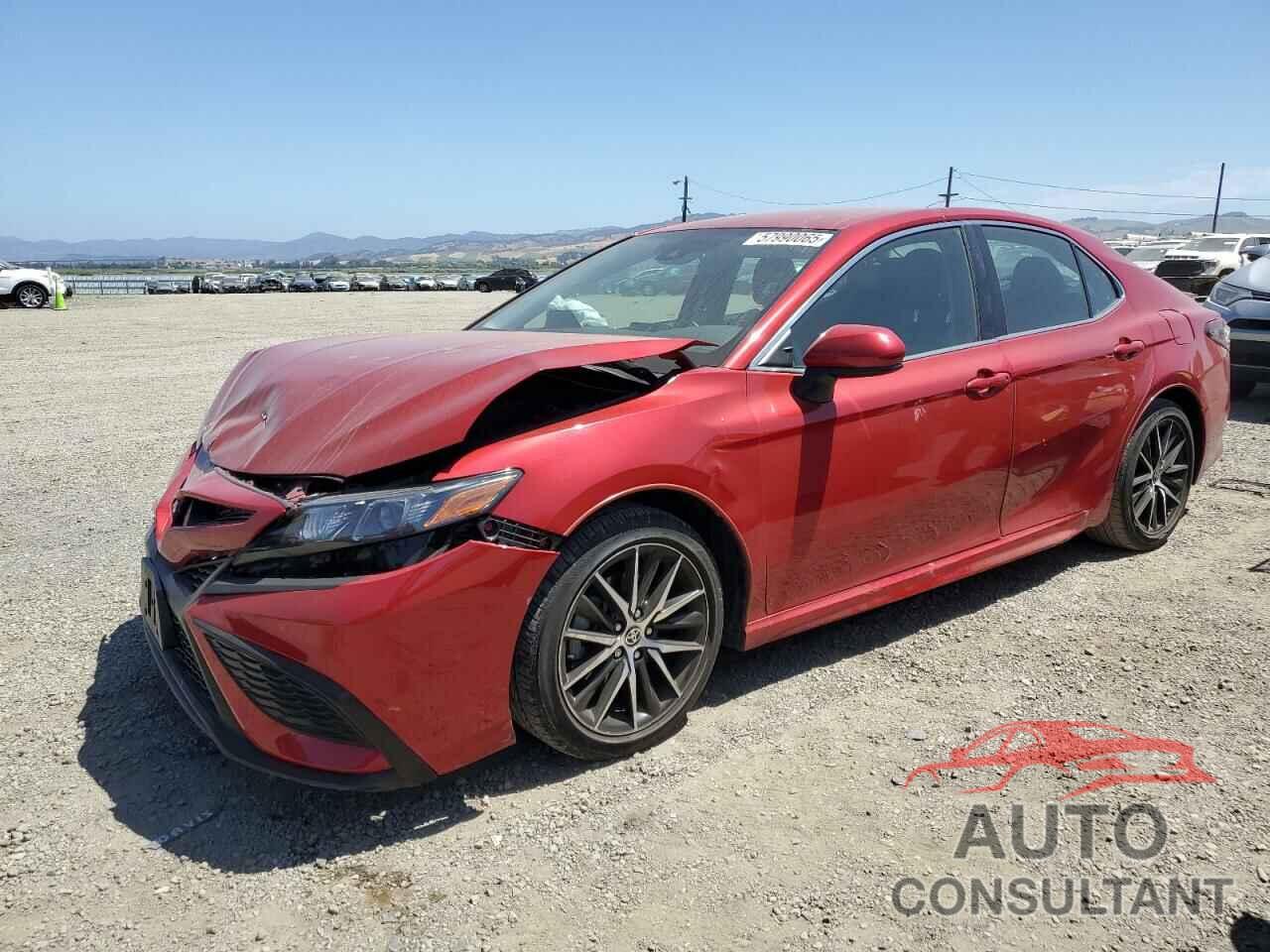 TOYOTA CAMRY 2021 - 4T1G11AK1MU446931
