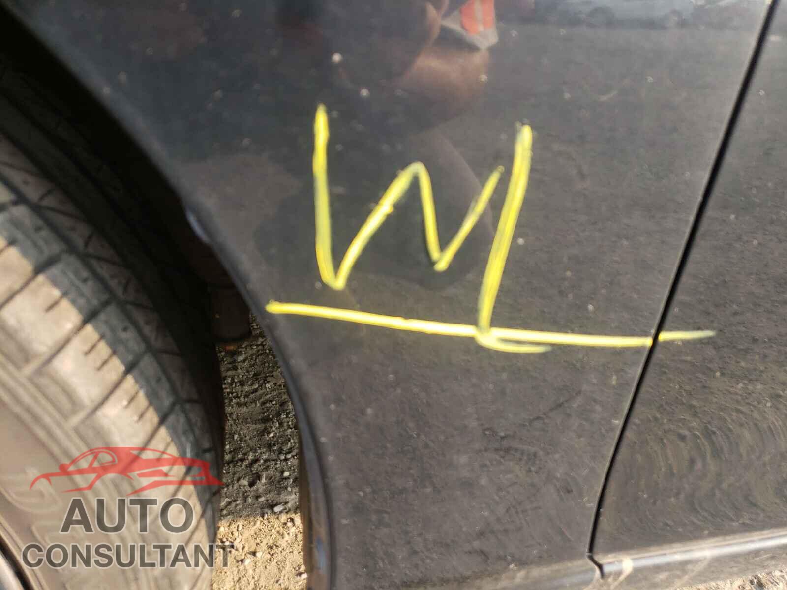 MAZDA 3 2018 - 3MZBN1V32JM236227