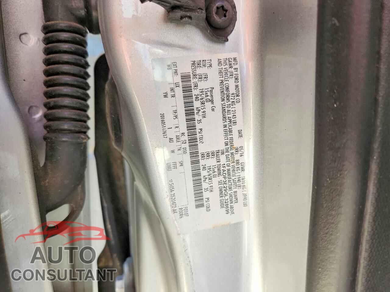 FORD FOCUS 2016 - 1FADP3E29GL328699