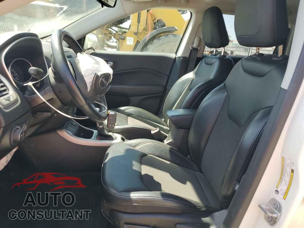 JEEP COMPASS 2020 - 3C4NJCBB2LT162755