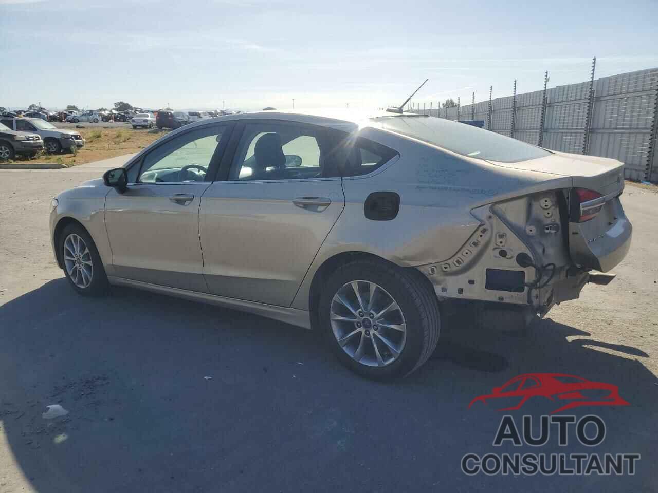 FORD FUSION 2017 - 3FA6P0H70HR294993