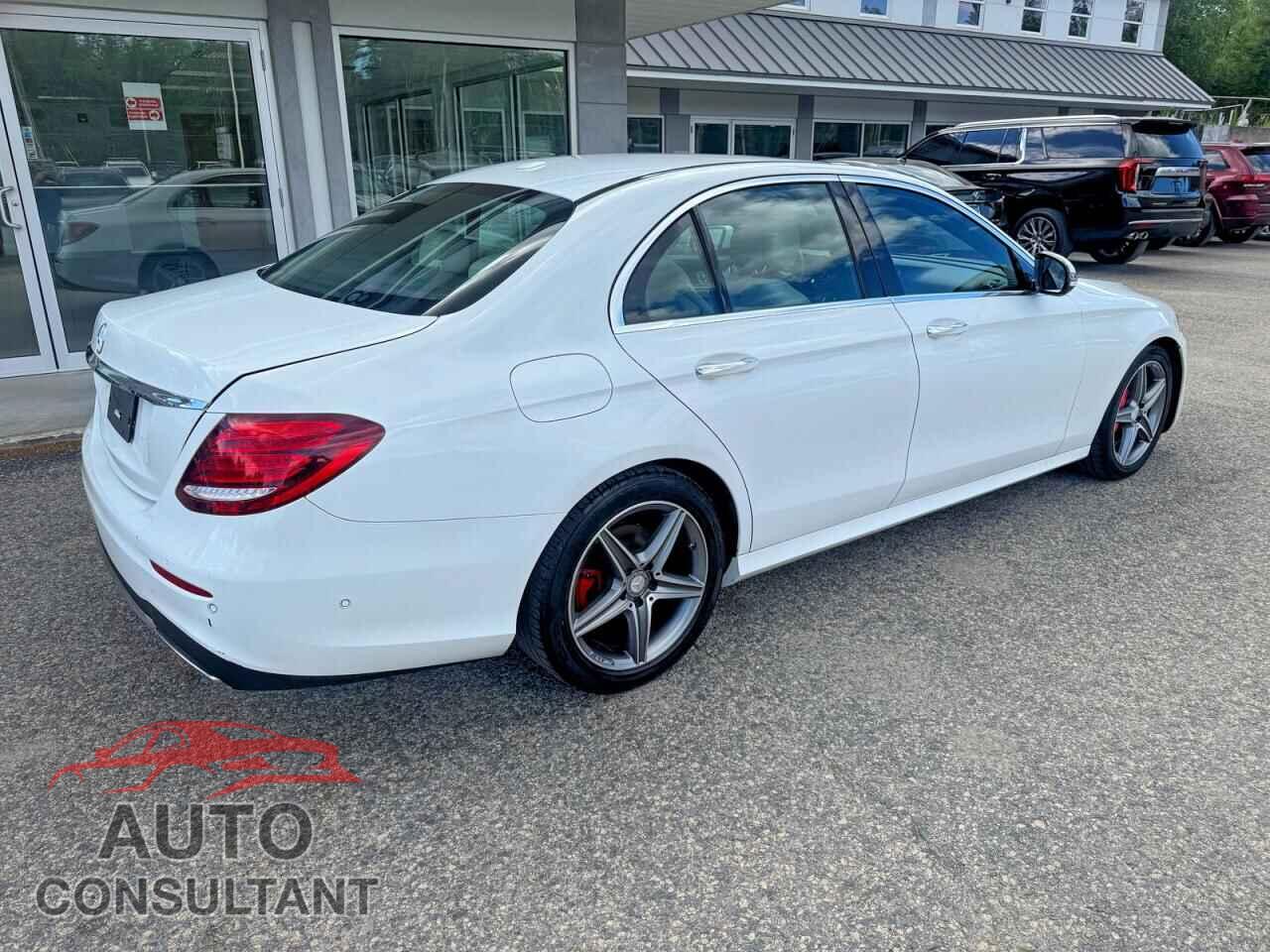 MERCEDES-BENZ E-CLASS 2017 - WDDZF4JB5HA048053