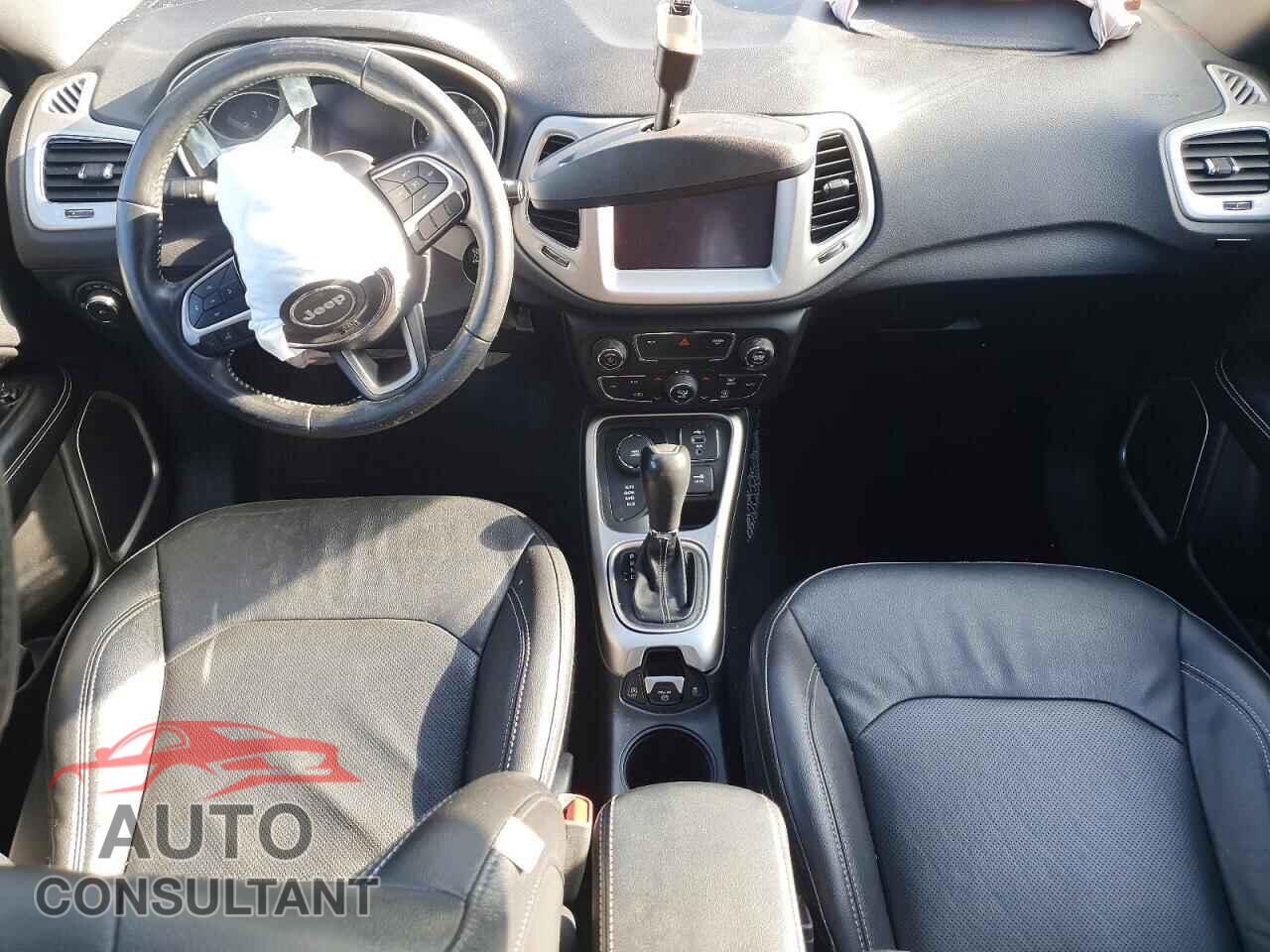 JEEP COMPASS 2021 - 3C4NJDEB9MT543215