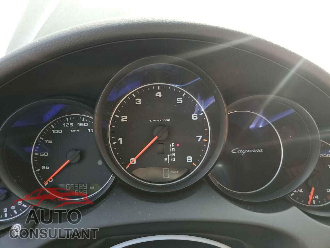 PORSCHE CAYENNE 2018 - WP1AA2A2XJKA05952