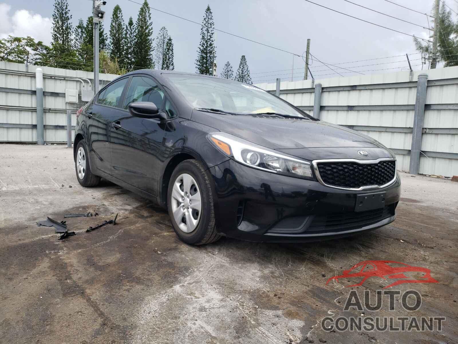 KIA FORTE 2018 - 3KPFK4A79JE237540