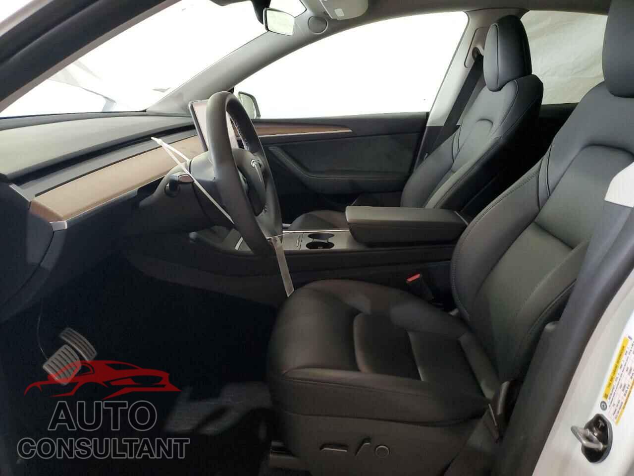 TESLA MODEL Y 2023 - 7SAYGDEF4PF788024