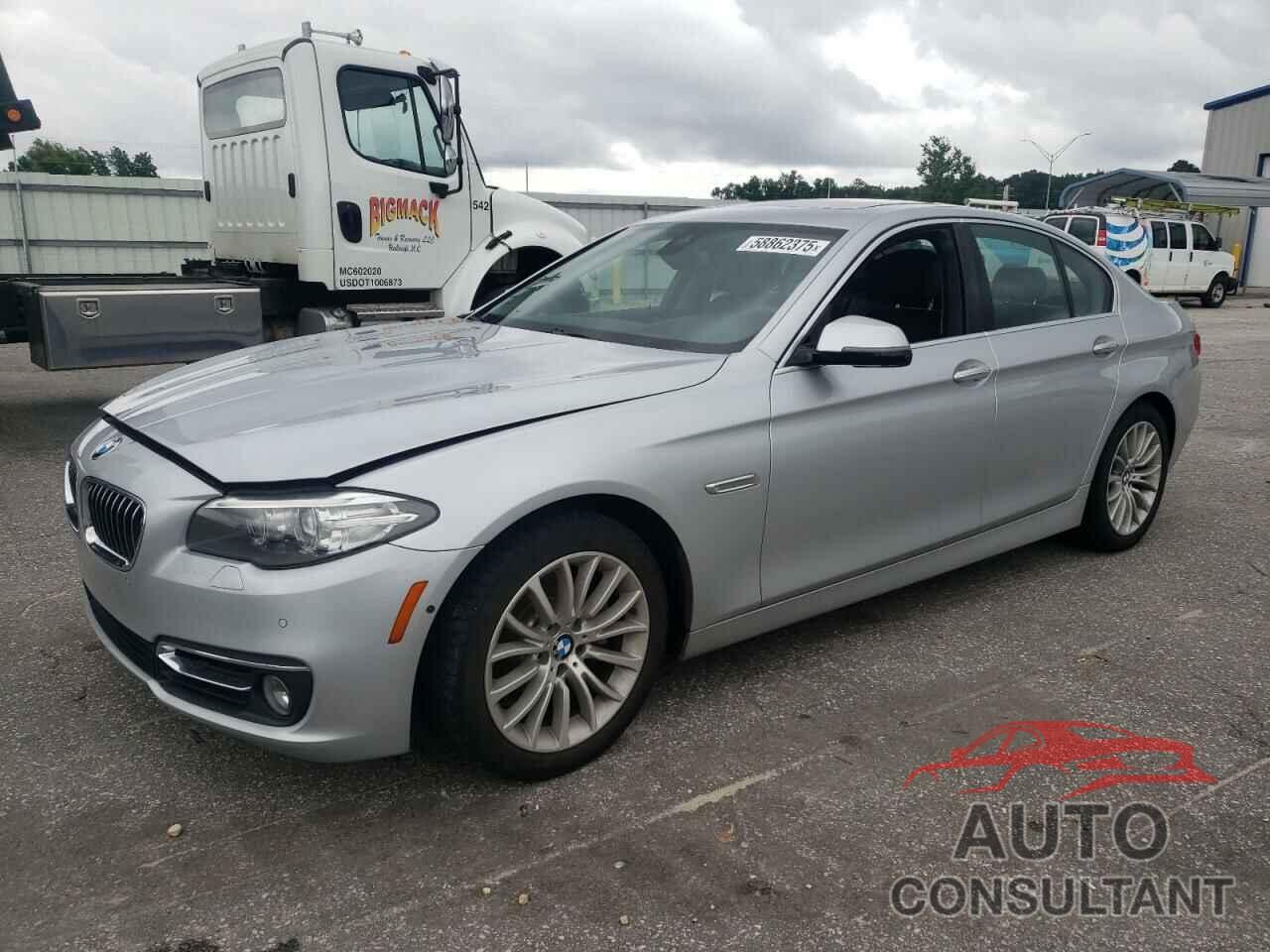 BMW 5 SERIES 2015 - WBA5A5C52FD523400