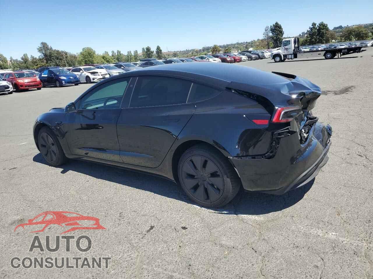 TESLA MODEL 3 2024 - 5YJ3E1EA5RF830719