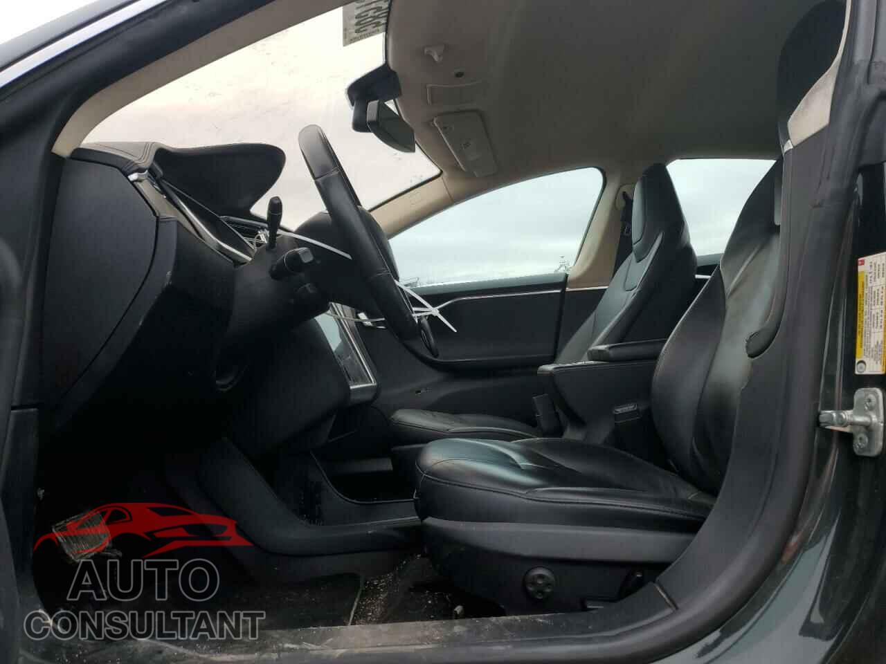 TESLA MODEL S 2013 - 5YJSA1AC2DFP10500