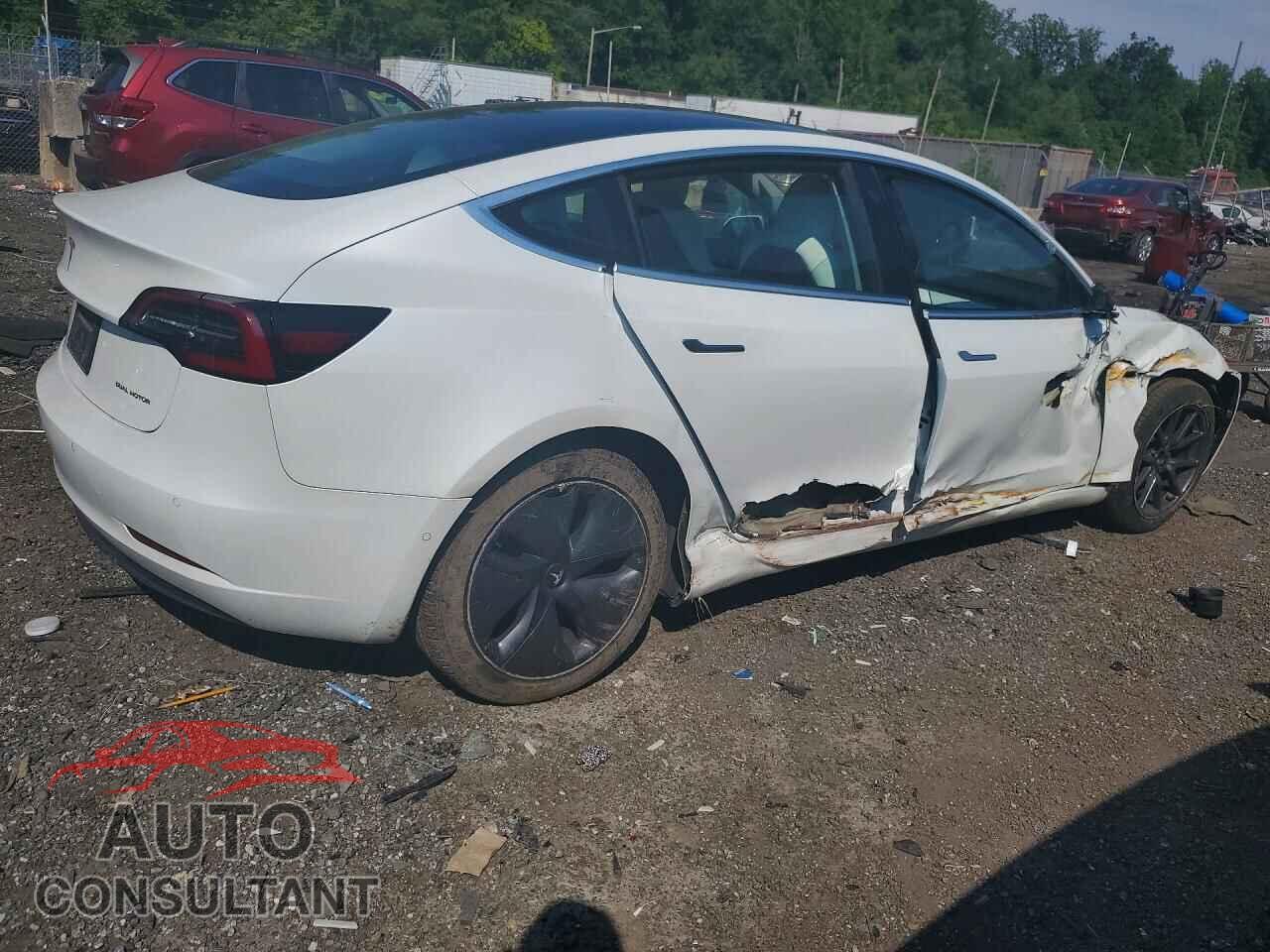 TESLA MODEL 3 2019 - 5YJ3E1EB7KF406831